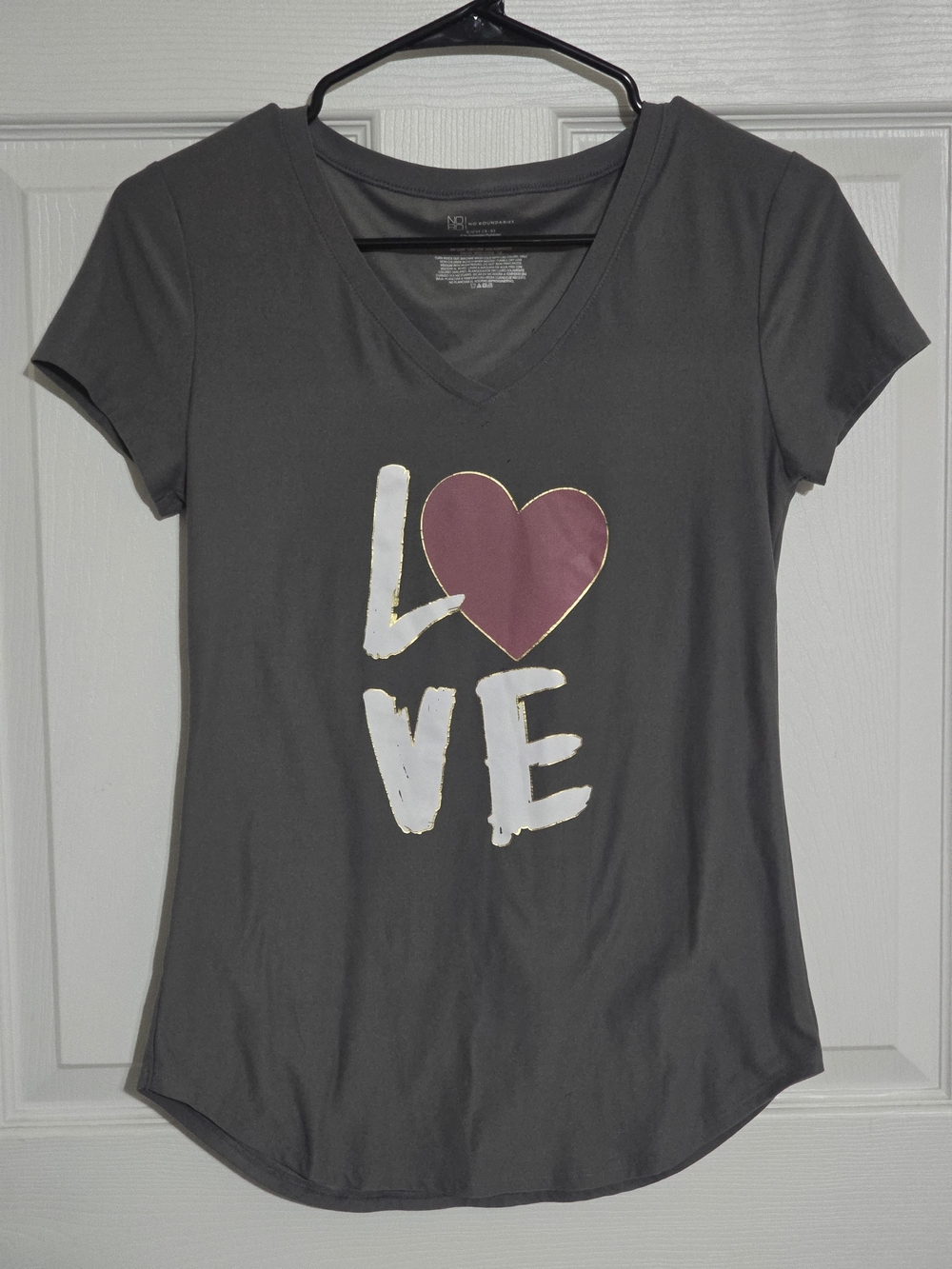 No Boundaries Gray V-Neck Tee with Pink Heart "LOVE" Graphic
